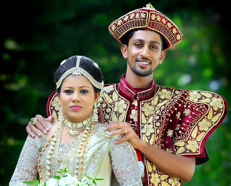 Udarata Wedding Style Photos ~ Sri Lankan Wedding Photo