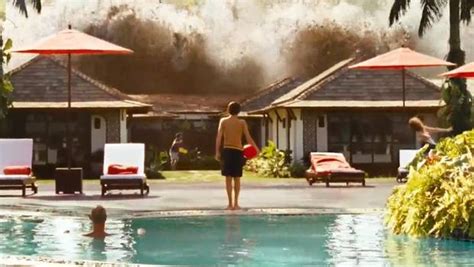 But the day after christmas, the idyllic holiday turns. "Lo imposible" revela su nuevo trailer - Espectáculos y ...