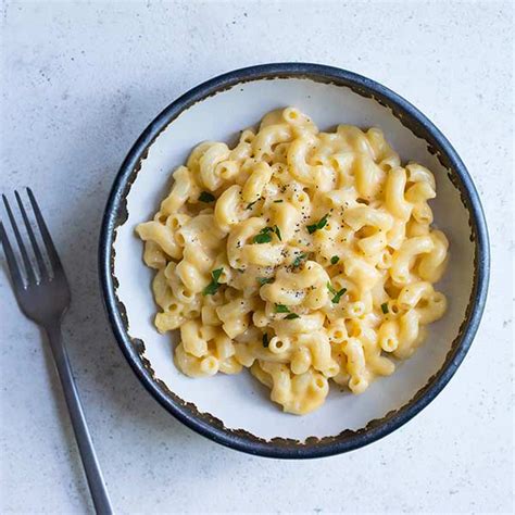 3 Cheese Mac And Cheese Fom Scratch In 30 Minutes Savory Simple