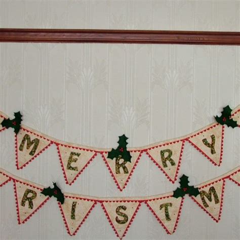 Pretty Bunting Pattern For Christmas Endless Thread Design