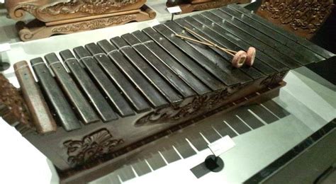 Alat musik talempong adalah alat musik pukul tradisional khas suku minangkabau, padang sumatera barat. Menarik! Merangkum 5 Alat Musik Tradisional Kalimantan Utara yang Unik