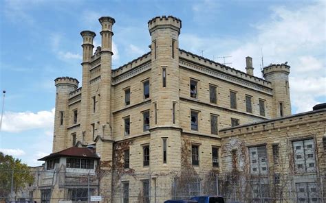 Old Joliet Prison Has A Dark History Heres Why One Alum Wants To