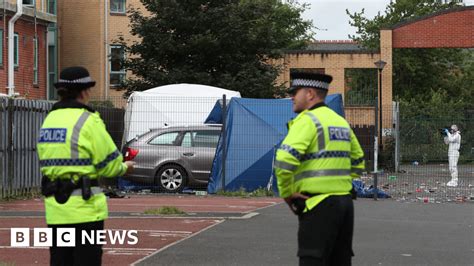 Manchester Shooting Two Men Die After Moss Side Attack Bbc News