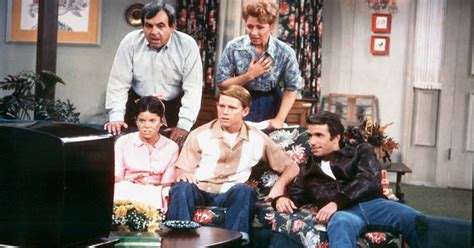 10 Classic Tv Shows That Started As Midseason Replacements
