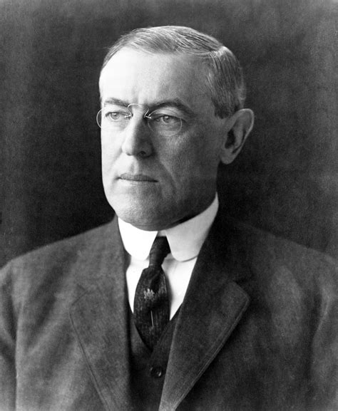 Filepresident Woodrow Wilson Portrait December 2 1912 Wikimedia