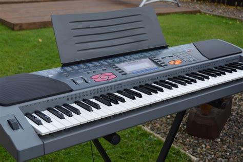 Electric Casio Keyboard Wk 1200 Very Good Condition No Longer Used And