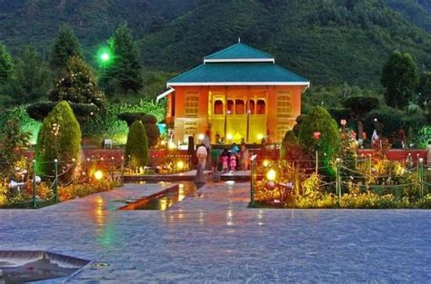 Kashmir Honeymoon Package 6ns7ds 95400holiday Packages To