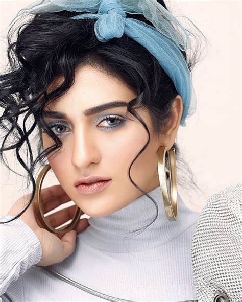 Do you know with whom sarah khan would like to swap her personality? Latest Photo Shoot of Beautiful Actress Sarah Khan ...