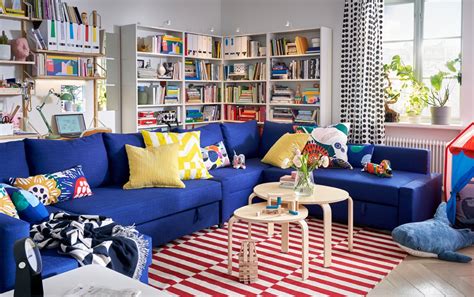 Koleksi baru ruang tamu modern memiliki beberapa fitur baru tetapi juga tergantung gaya anda. Ruang tamu idaman untuk keluarga besar | Galeri - IKEA ...