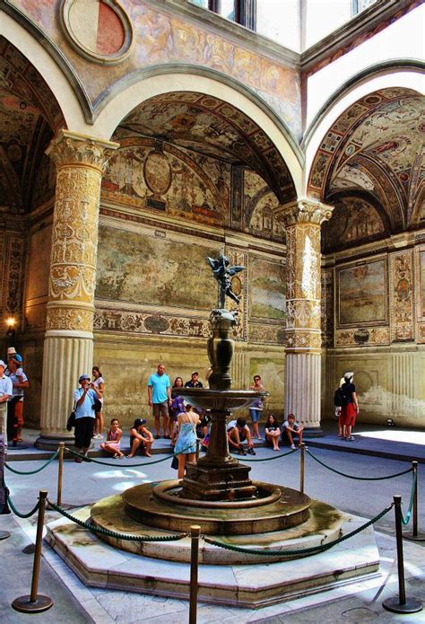 Originally called the palazzo della signoria, after the signoria of florence. Florencia - Curiosidades historia Palazzo Vecchio | Viajar ...
