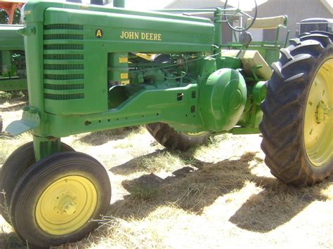 Maquinaria Agricola Industrial Tractor John Deere Serie A Detallado
