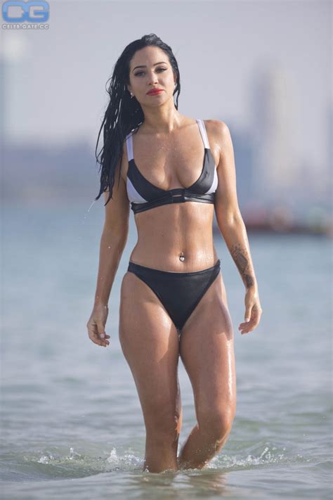 Tulisa Contostavlos Bikini Pics Celebrity Hot Wallpapers And Photos