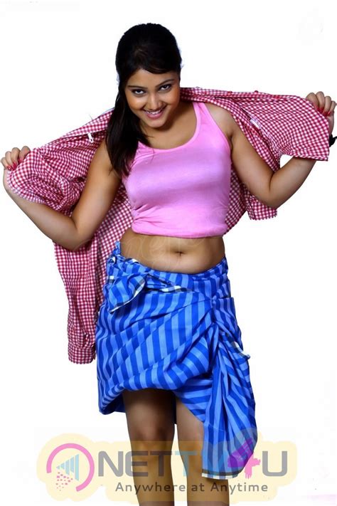 Serial Actress Priyanka Hot Photos Eraburan