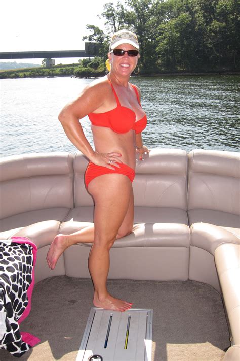 Post The Best Picture Of Your Lady On Your Boat Page 483 The Hull Truth Boating And