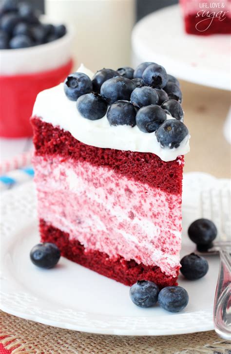 Nobody wants cake crumbs mixed in with their smooth icing! 18 Great Recipes for Sweet and Tasty Valentine's Day ...