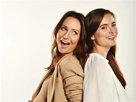 Namísto těhotné veroniky arichtevy (34) teď bude ve slunečné zářit půvabná eva josefíková. Situace byla zvláštní a neobvyklá: Eva Josefíková popsala ...