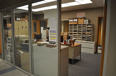 Thank for you the fast and great work!. AWwatchcommandoffice.jpg (700×465) | Police station, Home ...