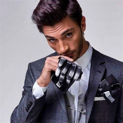 Ramo dizisinde cengiz'in oğlu neco'nun gerçek adı i̇lhan şen. İlhan Şen Kimdir? Kaç Yaşında ve Nereli