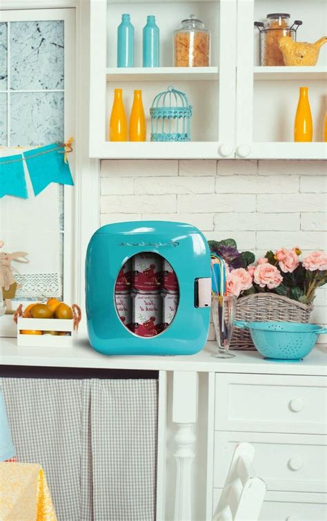 When you hear the frigidaire name, immediately you think of quality built, affordable kitchen products. Frigidaire Portable Retro 12-Can Mini Fridge Refrigerator ...