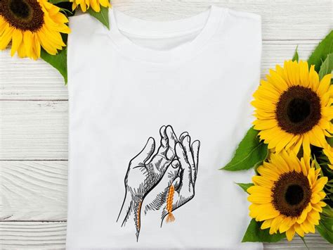 Praying Hands Machine Embroidery Design 5 Size Instant Etsy