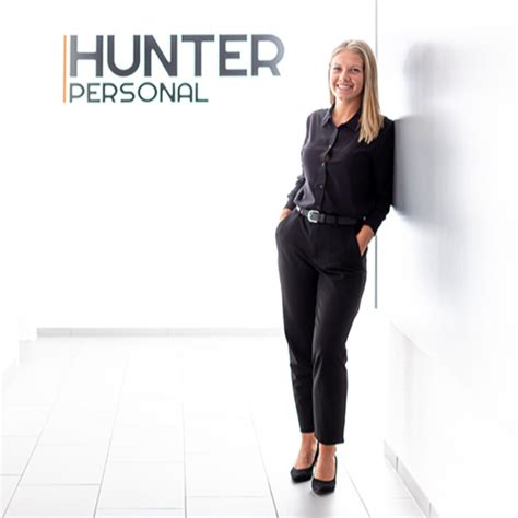Sarah quinn‏ @rogueraven1981 24 окт. Tina Brunner - Assistant / Administration - HUNTER ...