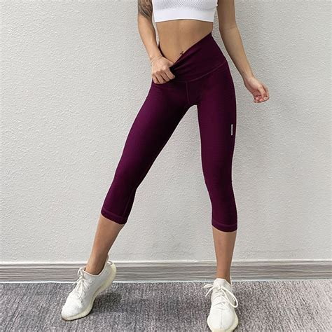 Mermaid Curve 2018 New Women Breathable Solid Knee Length Capris