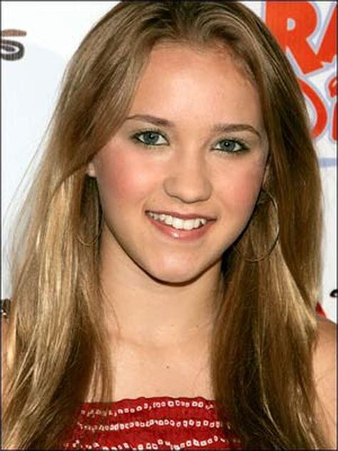 Hannah Montana Star Emily Osment Performing At Quick Chek New Jersey Festival Of Ballooning