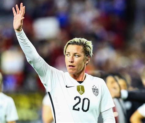 Before i met glennon, i was. Abby Wambach to campaign for Hillary Clinton - Equalizer ...