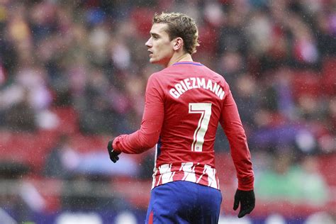 Antoine griezmann is a french professional footballer who plays as a forward for spanish club barcelona and the france national team. Atletico Madrid President Cracks Brilliant Joke About Antoine Griezmann To Barcelona - SPORTbible