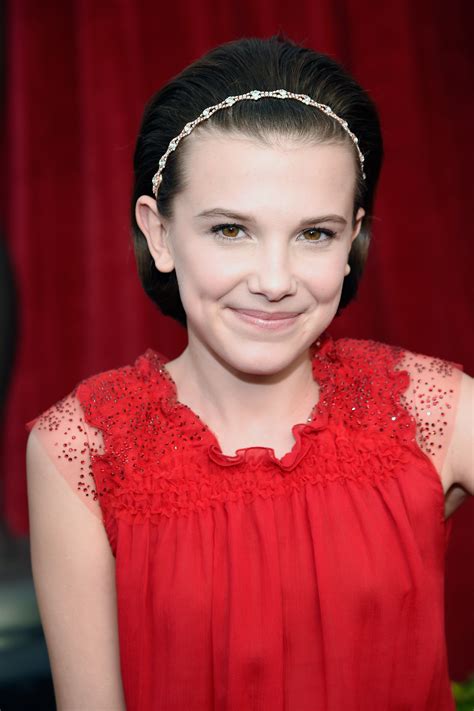 Millie Bobby Brown • makeup para adolescentes Best Red Carpet Beauty