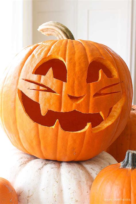 10 Ideas To Carve Pumpkins