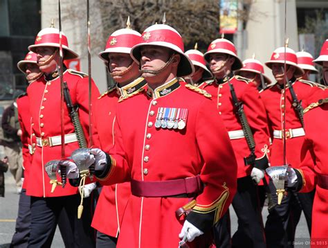 Keep Your Chins Up Canadian Military Ceremonial Uniform Flickr