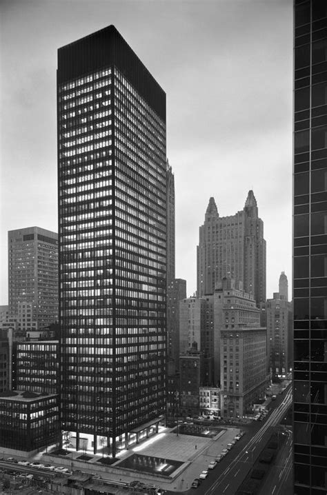 Seagram Building Mies Van Der Rohe With Philip Johnson New York Ny