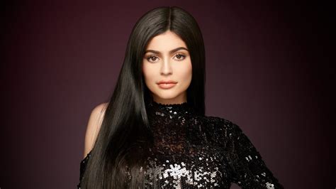 2560x1440 Resolution 2018 Kylie Jenner Portrait 1440p Resolution
