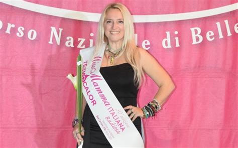 Miss Mamma Italiana 2023 Premiata La Bellissima Caterina Coppe Prima Venezia