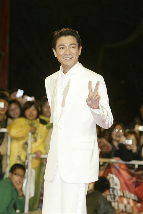 For faster navigation, this iframe is preloading the wikiwand page for 劉德華. 金馬壓軸!劉德華登場擔任頒獎嘉賓 | 電影 | 噓!星聞