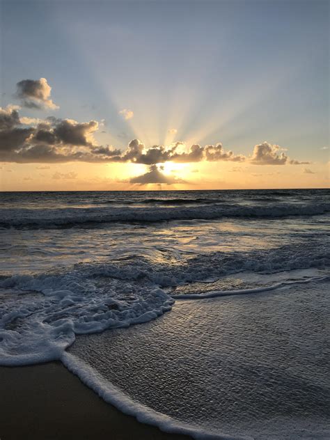 Peaceful Sunrise Over The Ocean Mostbeautiful