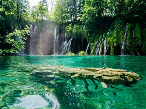 Split To Plitvice Lakes National Park Tour Toto Travel Split Croatia