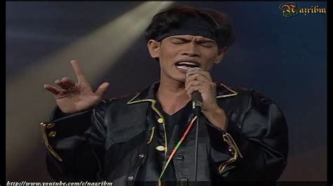 Lirik, irama dan musiknya yang apik bakal membawa siapapun yang mendengarkannya terhanyut dalam zaman 1990an. Aris Ariwatan - Lamunan Terhenti (Live In Juara Lagu 95 ...