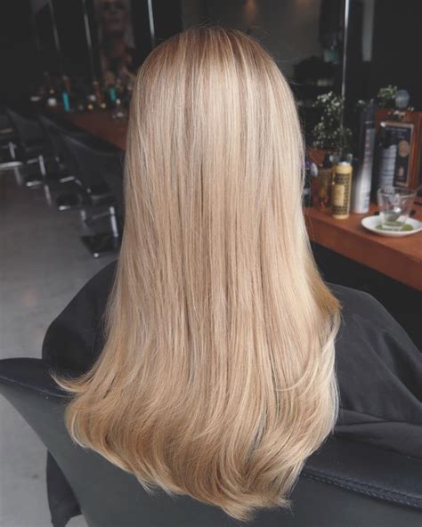 Sandy Blonde Hair Color Summer 2019 Ecemella