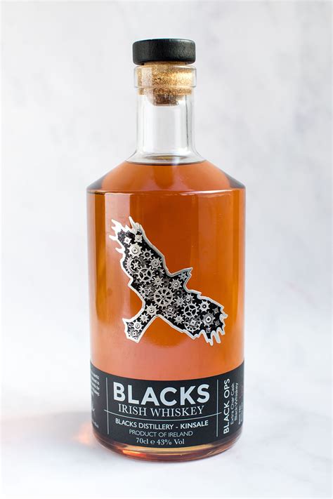 Blacks Brewery And Distillery Gin Rum Und Irish Whiskey Treffen In