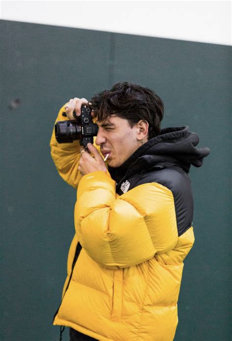 People interested in emi martinez also searched for. hector bellerin | Tumblr