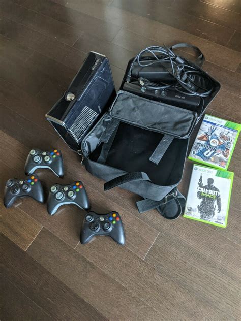 Xbox 360 250gb Kinect 4 Controllers 3 Games Carrying Case