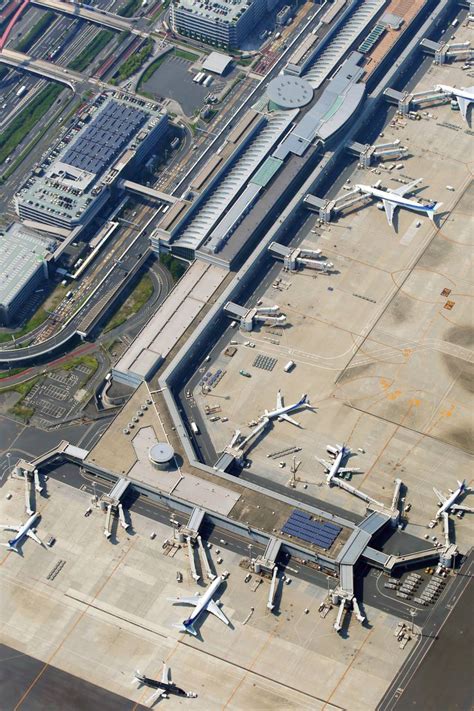 Eyeing 2020 Games Haneda Airports Terminal 2 To Add International