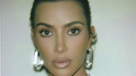 Kim Kardashian Shocks Fans With Dramatic New Look For Skims Ad As Star