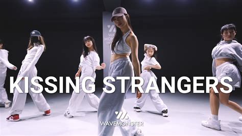 dnce kissing strangers ft nicki minaj hexxy choreography youtube