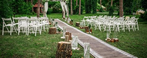 20 Backyard Wedding Ideas To Inspire Your Big Day