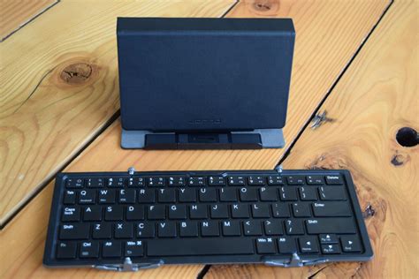 Jorno Bluetooth Keyboard Folds Up To A Bite Sized Package Digital Trends