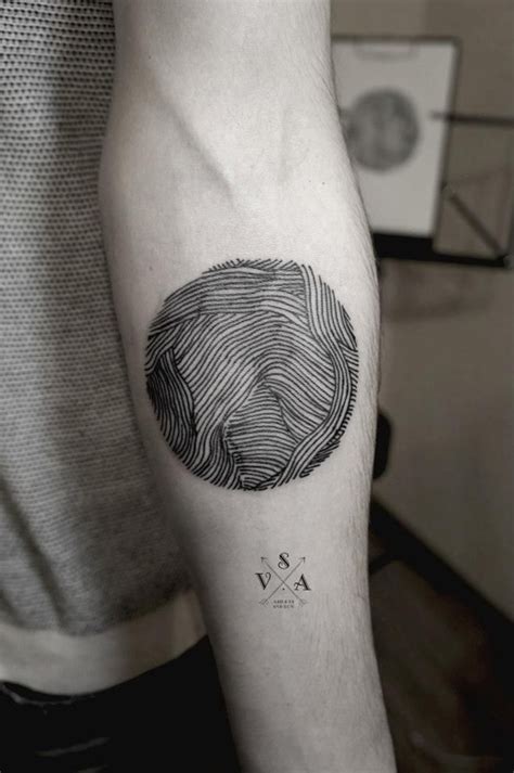 Men are very creative when it comes to the moment to choose the part of the body they would like to put tattoos on. 40 intricate Tattoo Designs; Can't Keep My Eyes Off