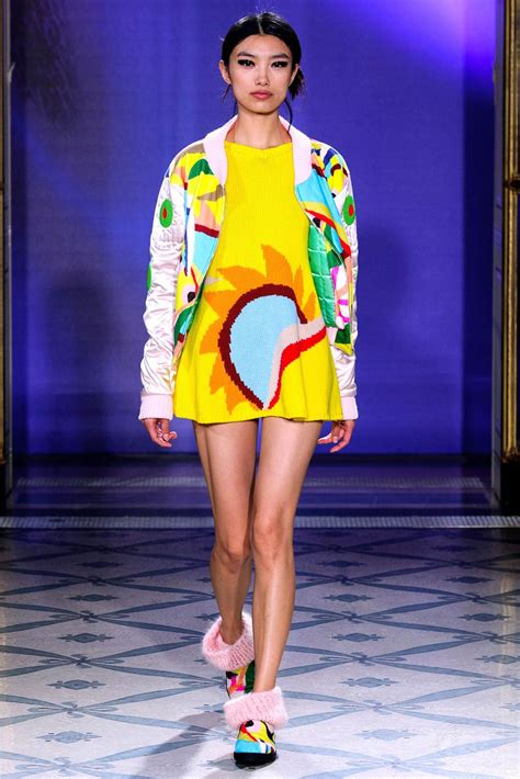 Pin on Silhouettes and Looks F14